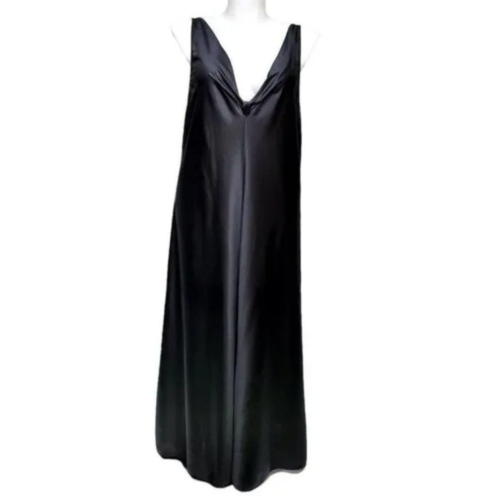 Vintage 60s Vanity Fair Womens Black Deep V Nightgown - Old Hollywood